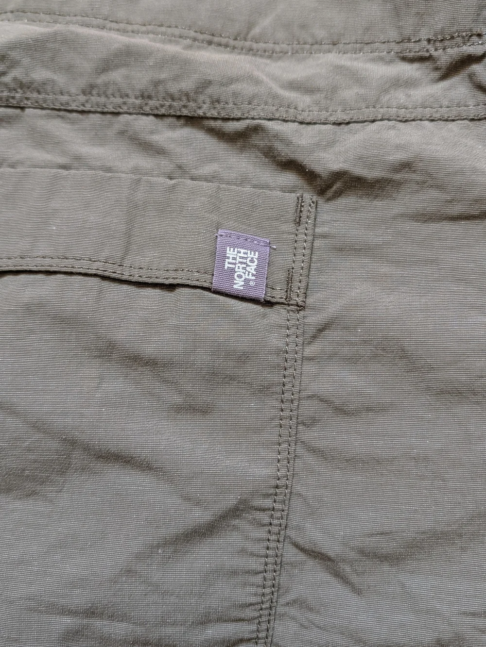 North Face Men's Casual Cargo Shorts in Olive Green